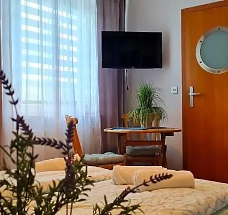 Nocleg ze śniadaniem Ewa 3*