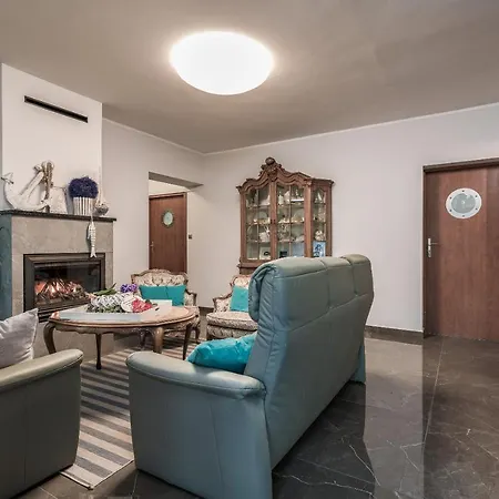 ベッド・アンド・ブレックファスト Ewa ウェバ