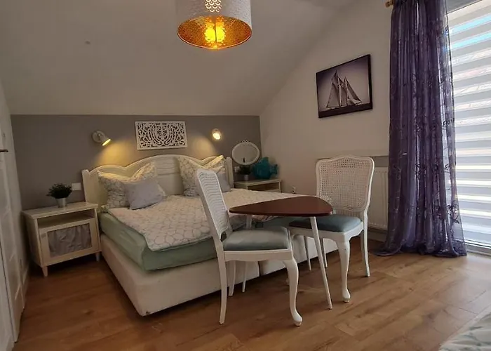 Couette-café Ewa 3*